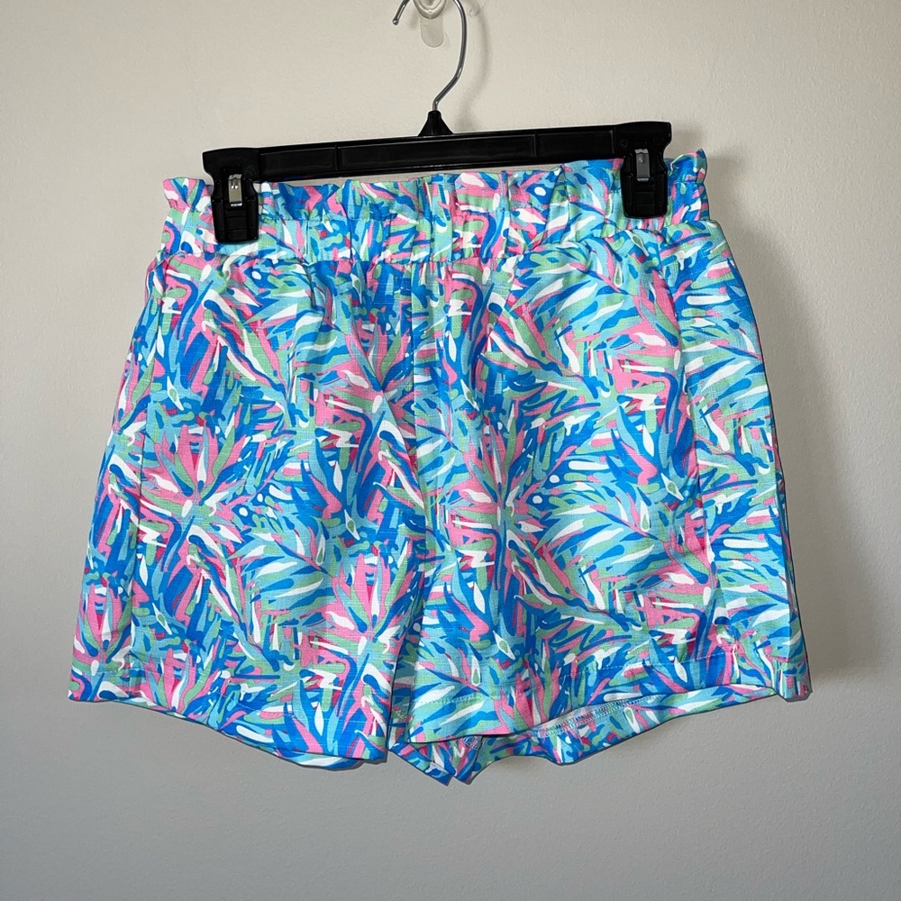Simply Southern new shorts elastic waist with pockets sizes large